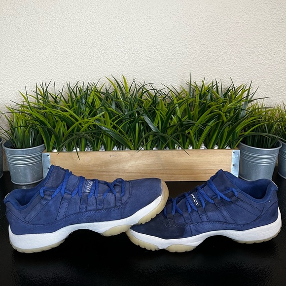 Jordan 11 Retro Low Derek Jeter RE2PECT AV2187-441 - Picture 4 of 11